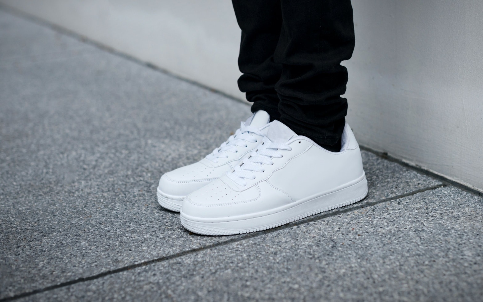baskets-blanches-homme-183szn-1.jpg