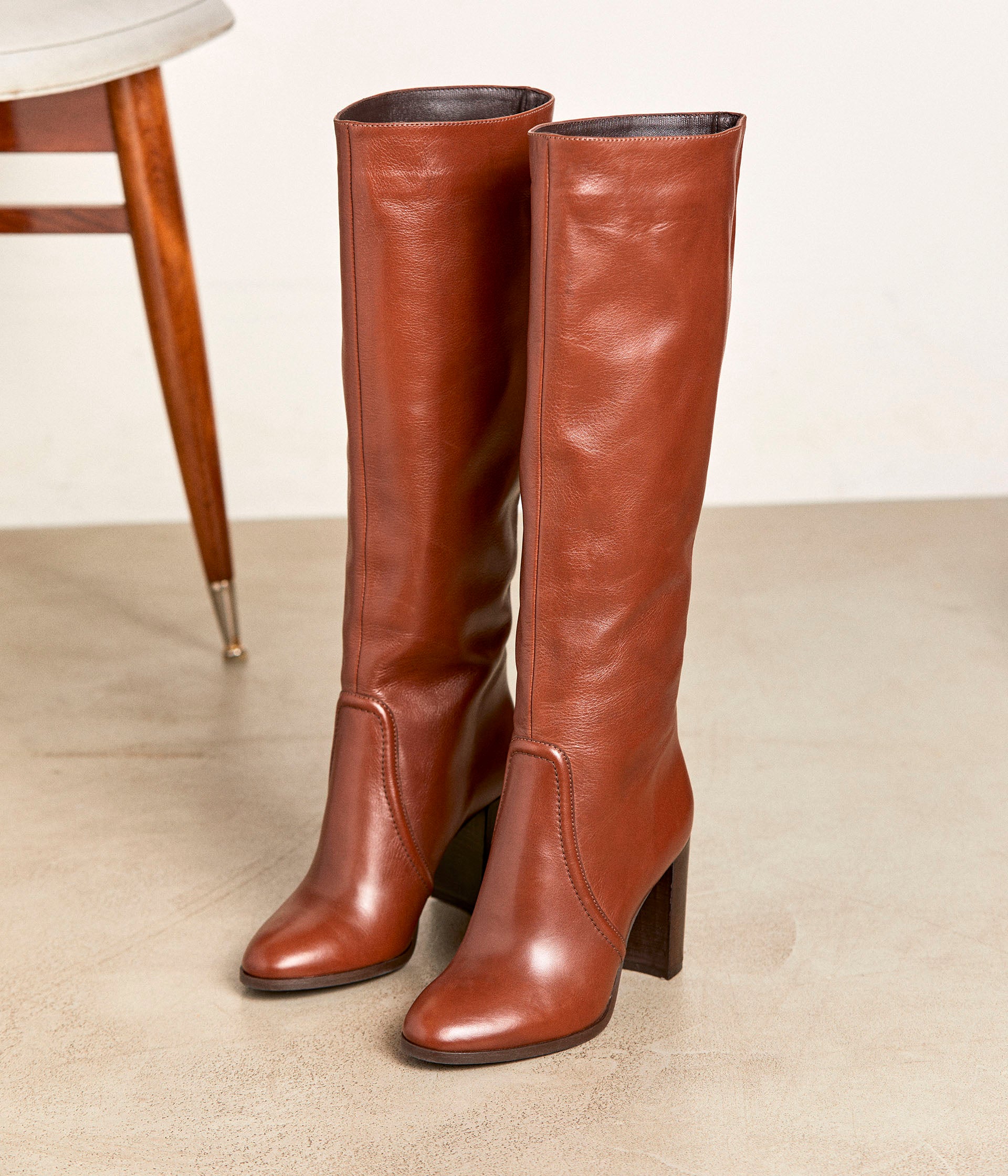 bottes-femme-marron-423kvq-1.jpg