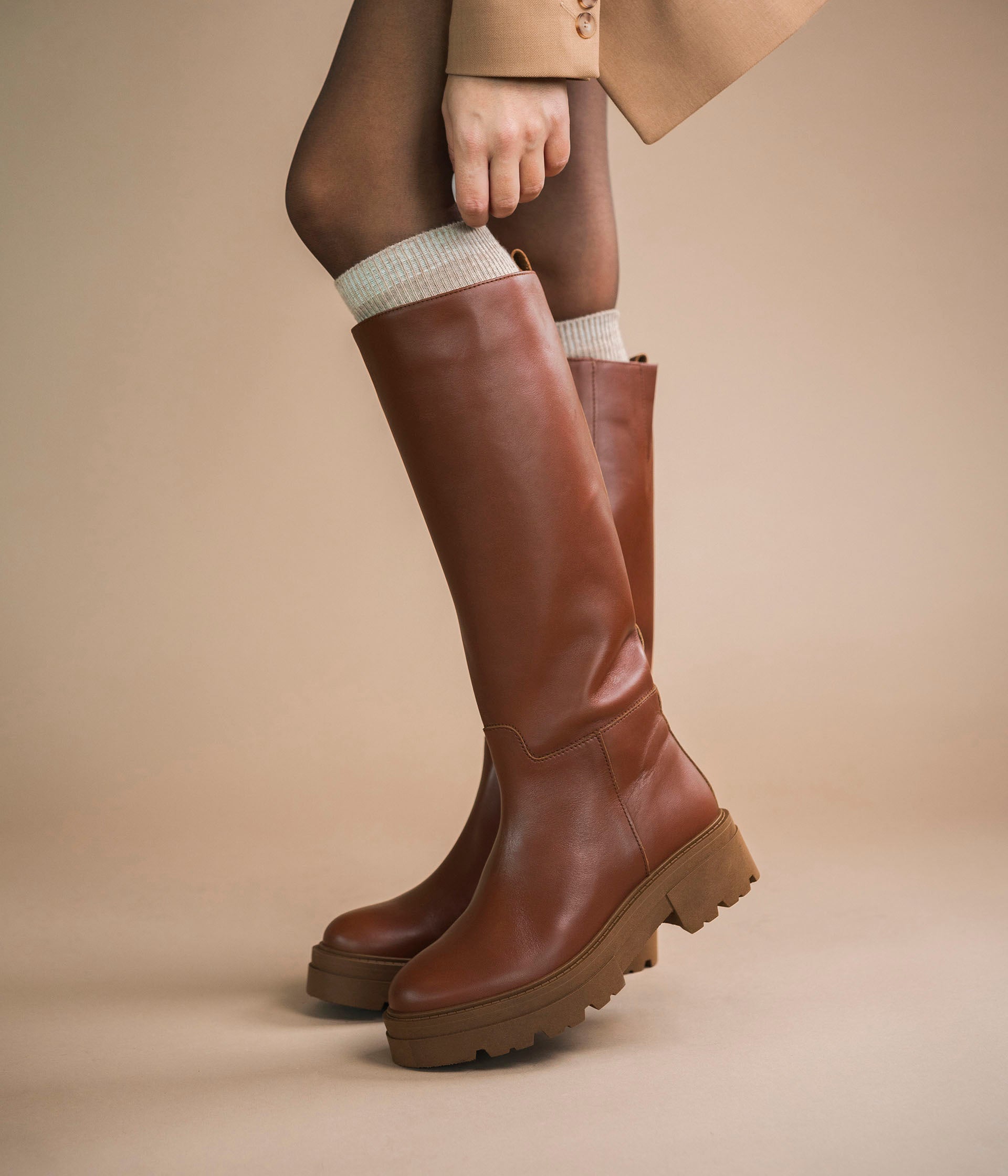 bottes-femme-marron-746udn-1.jpg