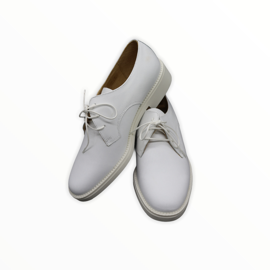 chaussure-blanche-673vzq.png